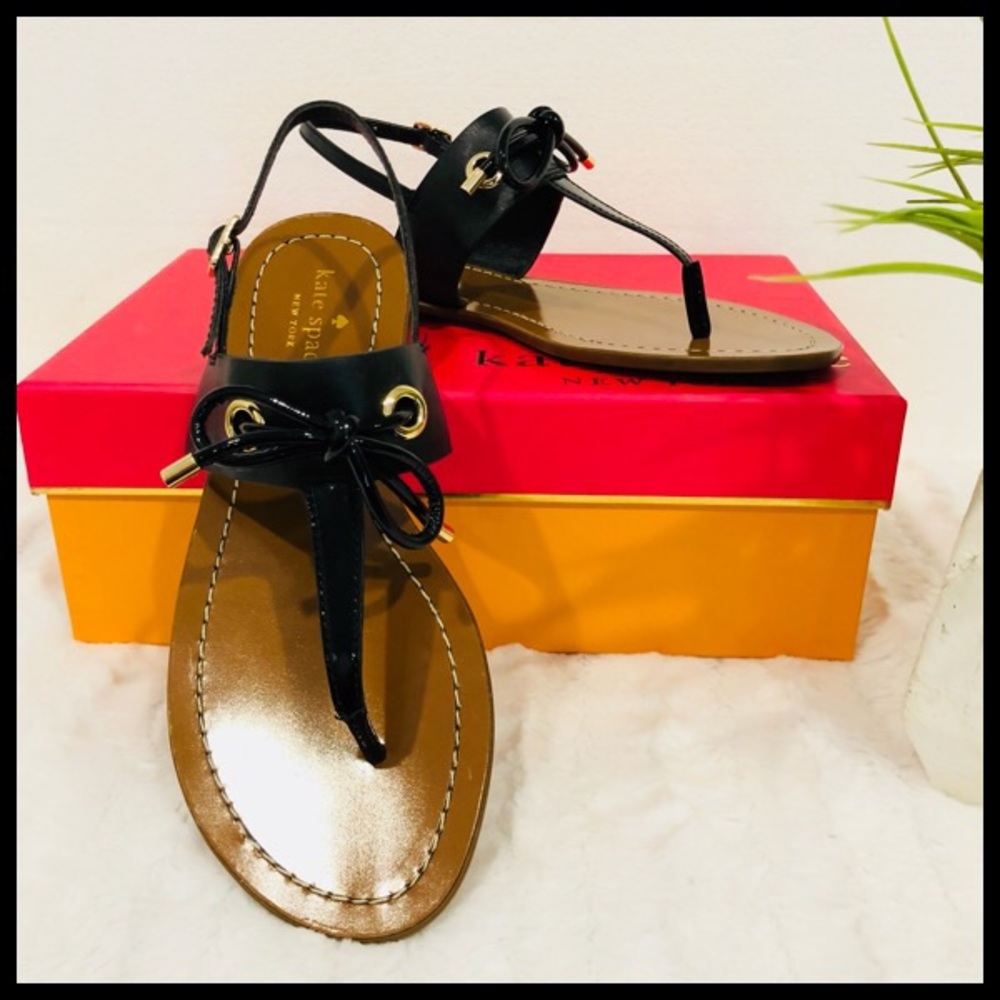 ✨Host Pick✨Gorgeous Black Patent Leather Sandals🖤